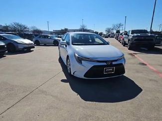 Used 2024 Toyota Corolla LE video 2