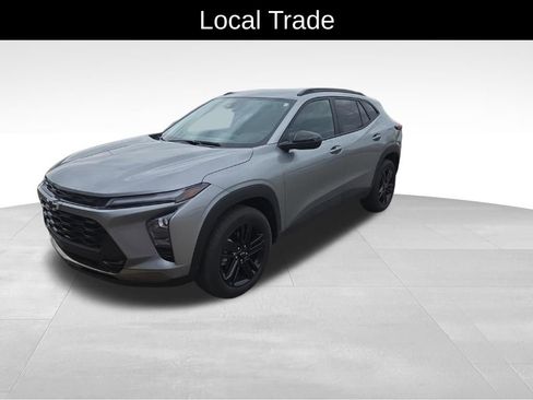 Used 2024 Chevrolet Trax ACTIV w/ Driver Confidence Package FWD image 9