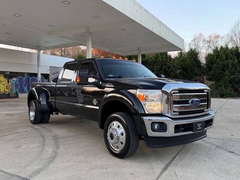 Used 2015 Ford F450 Lariat w/ Lariat Ultimate Package image 1