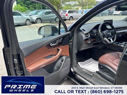 Used 2017 Audi Q7 3.0T Premium Plus AWD/4WD image 9