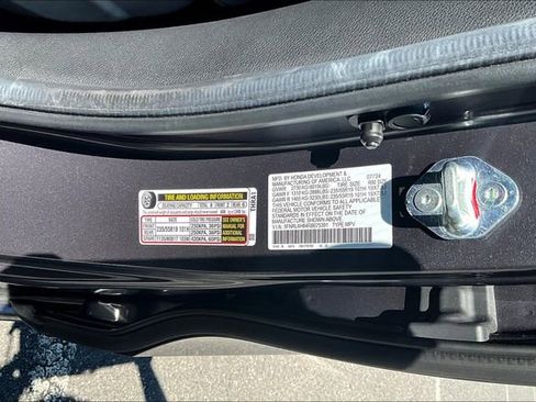 Used 2024 Honda Odyssey Touring image 17