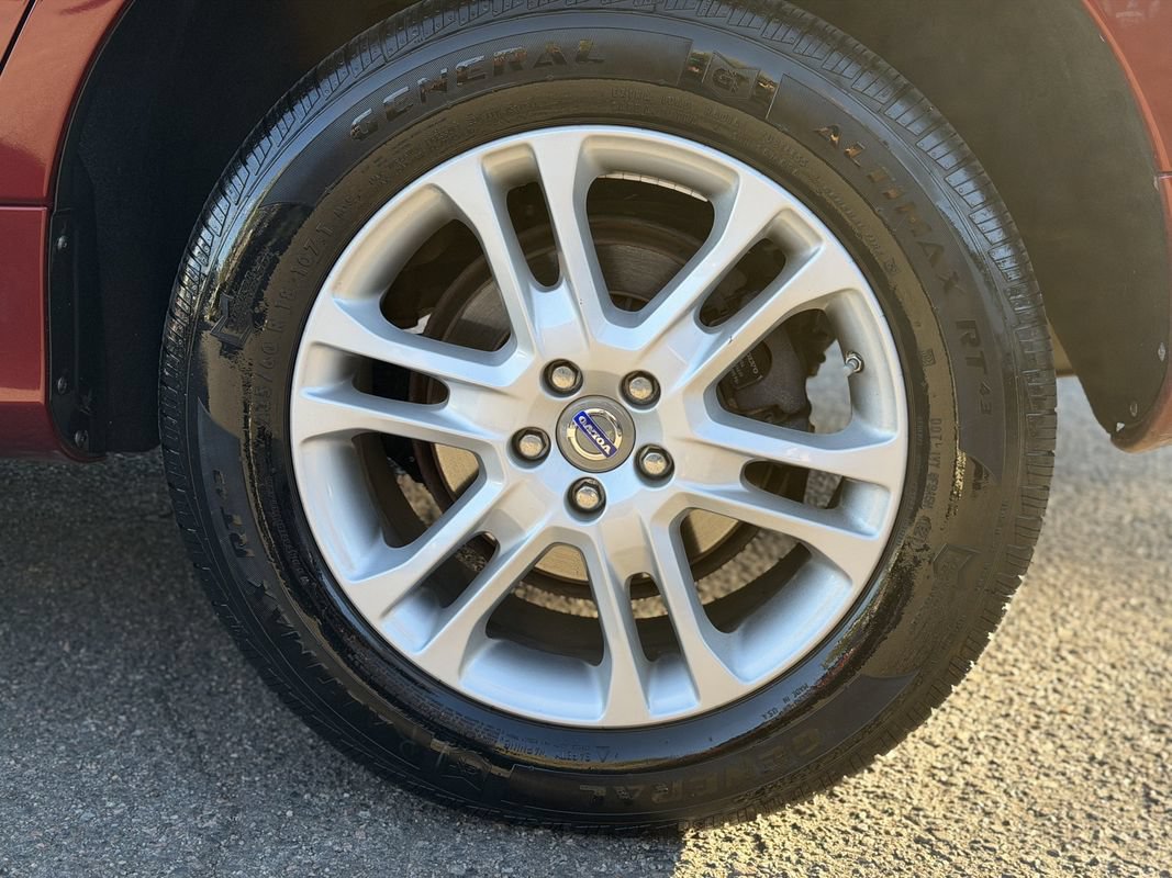 Used 2015 Volvo XC60 T5 AWD/4WD image 31