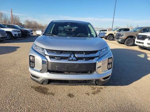 Used 2024 Mitsubishi Outlander Sport SE image 18