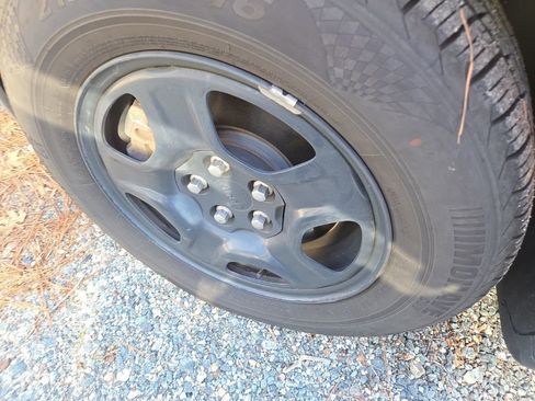 Used 2021 Jeep Compass Sport image 18