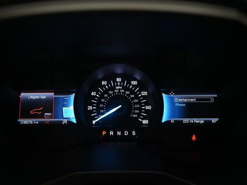 Used 2022 Ford Edge SE w/ Black Appearance Package image 2