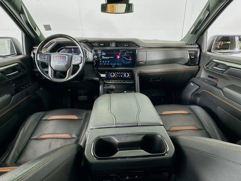 Used 2024 GMC Sierra 1500 AT4 AWD/4WD image 33