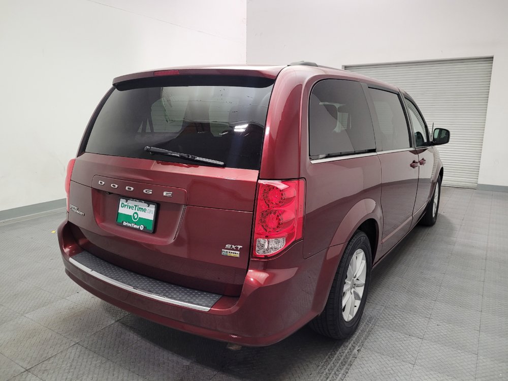 Used 2019 Dodge Grand Caravan SXT FWD image 7