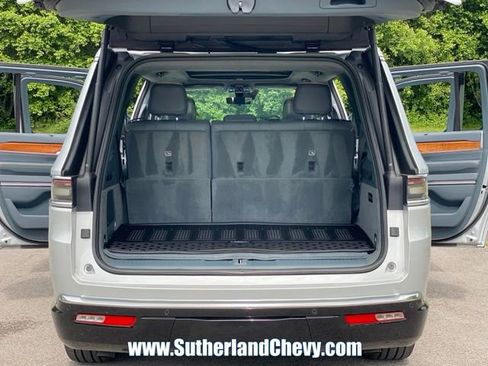 Used 2023 Jeep Grand Wagoneer Series II w/ Flexible Seating Group AWD/4WD image 53