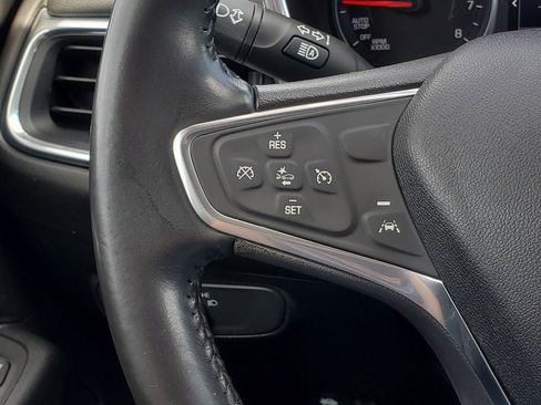 Used 2019 Chevrolet Equinox LT w/ Driver Convenience Package FWD image 13