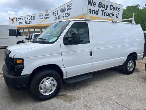 Used 2011 Ford E-350 and Econoline 350 Super Duty image 2