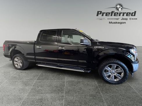 Used 2018 Ford F150 XLT w/ Equipment Group 302A Luxury image 8