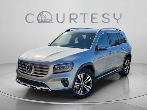Certified 2026 Mercedes-Benz GLB 250 image 2