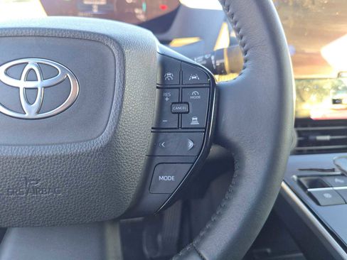 Used 2024 Toyota bZ4X XLE image 29