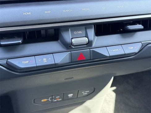 New 2026 Kia EV9 Light image 27