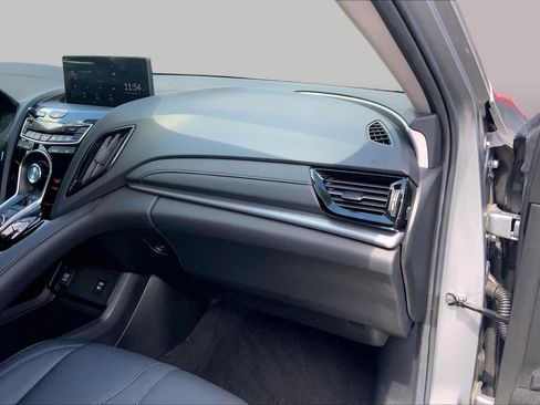 Used 2024 Acura RDX SH-AWD image 19