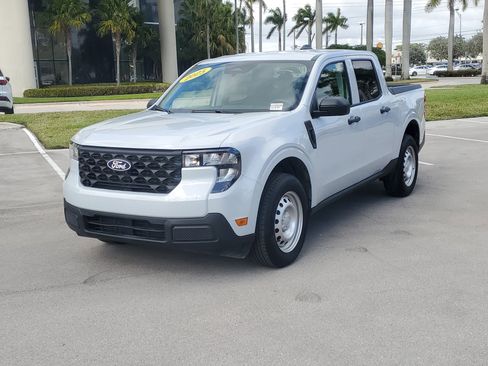 Used 2025 Ford Maverick XL image 7