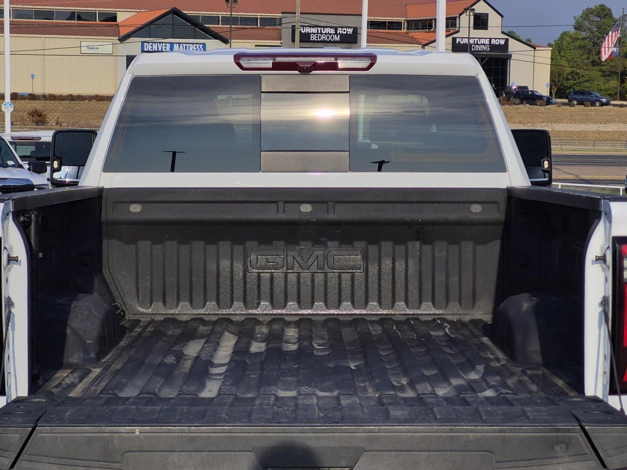 Certified 2025 GMC Sierra 2500 Denali AWD/4WD image 9