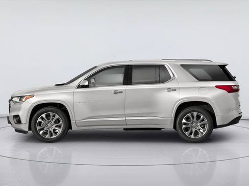 Used 2019 Chevrolet Traverse Premier w/ Driver Confidence II Package FWD image 38