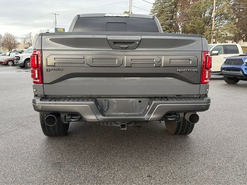 Used 2018 Ford F150 Raptor w/ Equipment Group 802A Luxury image 16