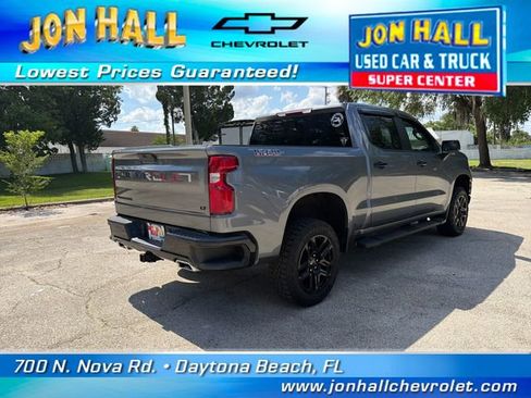 Used 2022 Chevrolet Silverado 1500 LT Trail Boss w/ Bed Protection Package AWD/4WD image 14