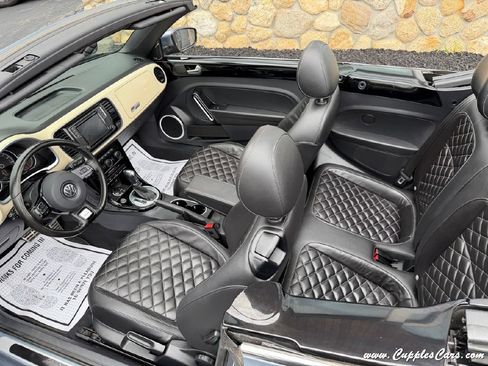Used 2019 Volkswagen Beetle 2.0T Final Edition SEL FWD image 8