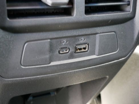 New 2026 GMC Canyon Elevation w/ Convenience Package image 8