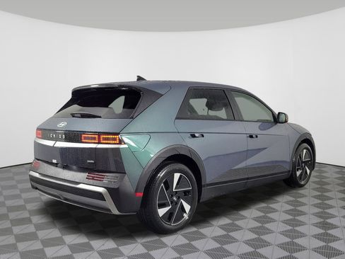 New 2026 Hyundai Ioniq 5 SEL image 3