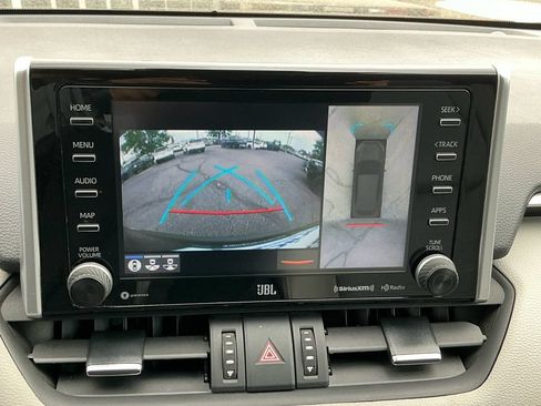 Used 2021 Toyota RAV4 Limited AWD/4WD image 19