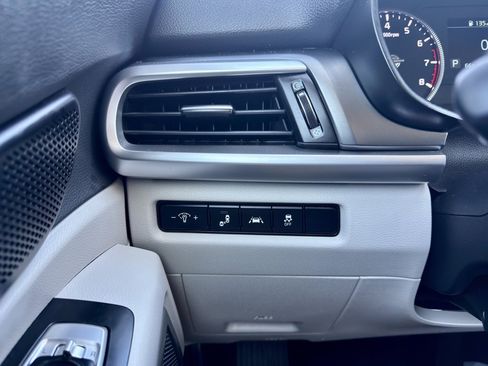 Used 2020 Kia Telluride S w/ S 8 Passenger Seating Package image 20