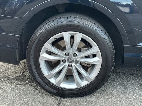 Used 2017 Audi Q7 2.0T Premium Plus w/ Premium Plus Package image 5