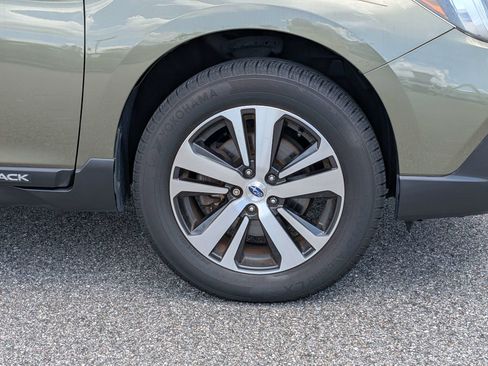 Used 2018 Subaru Outback 2.5i Limited AWD/4WD image 11
