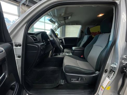 Used 2019 Toyota 4Runner SR5 RWD image 11