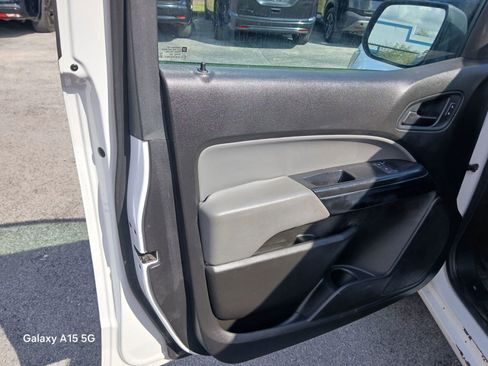 Used 2021 Chevrolet Colorado W/T w/ WT Convenience Package image 10