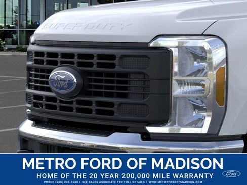 New 2026 Ford F250 XL image 18