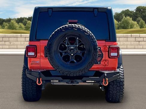 Used 2023 Jeep Wrangler Unlimited w/ Convenience Group AWD/4WD image 4