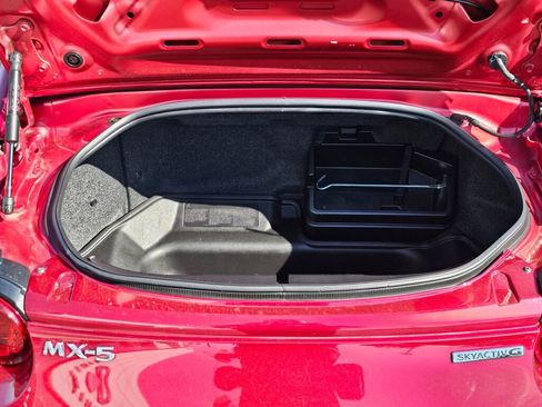 Used 2022 MAZDA MX-5 Miata RF Grand Touring w/ Weather Package RWD image 15