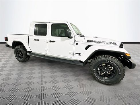 New 2025 Jeep Gladiator Sport image 3