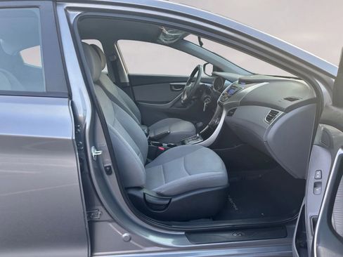 Used 2013 Hyundai Elantra GLS w/ Preferred Pkg image 22