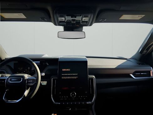 New 2026 GMC Yukon XL Denali w/ Sun & Power Step Package image 21