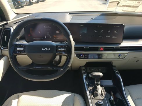 New 2026 Kia Sorento S image 12