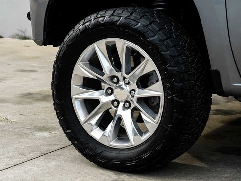 Used 2021 Chevrolet Silverado 1500 LTZ AWD/4WD image 52