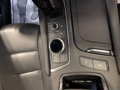 Used 2025 Cadillac XT5 Premium Luxury image 28