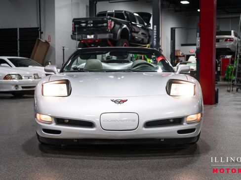 Used 1999 Chevrolet Corvette Convertible w/ Memory Pkg image 8