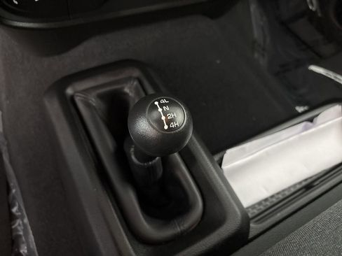 Used 2024 RAM 2500 Tradesman w/ Chrome Appearance Group image 13