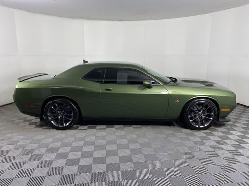 Used 2022 Dodge Challenger R/T Scat Pack image 6