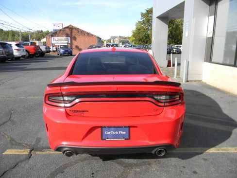 Used 2018 Dodge Charger R/T Scat Pack image 7