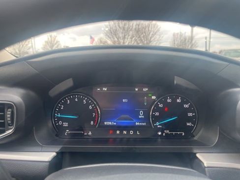 Used 2022 Ford Explorer XLT w/ Equipment Group 202A image 39