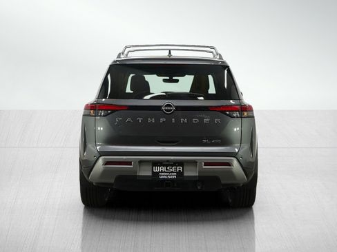 Used 2023 Nissan Pathfinder SL w/ SL Premium Package image 4