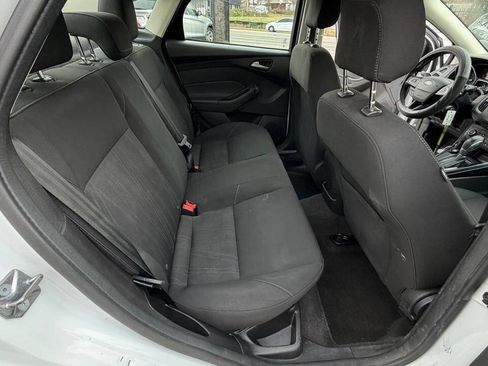 Used 2018 Ford Focus SE image 15