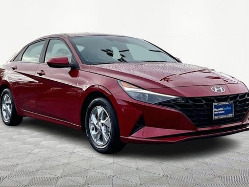 Certified 2023 Hyundai Elantra SE w/ Cargo Package image 5